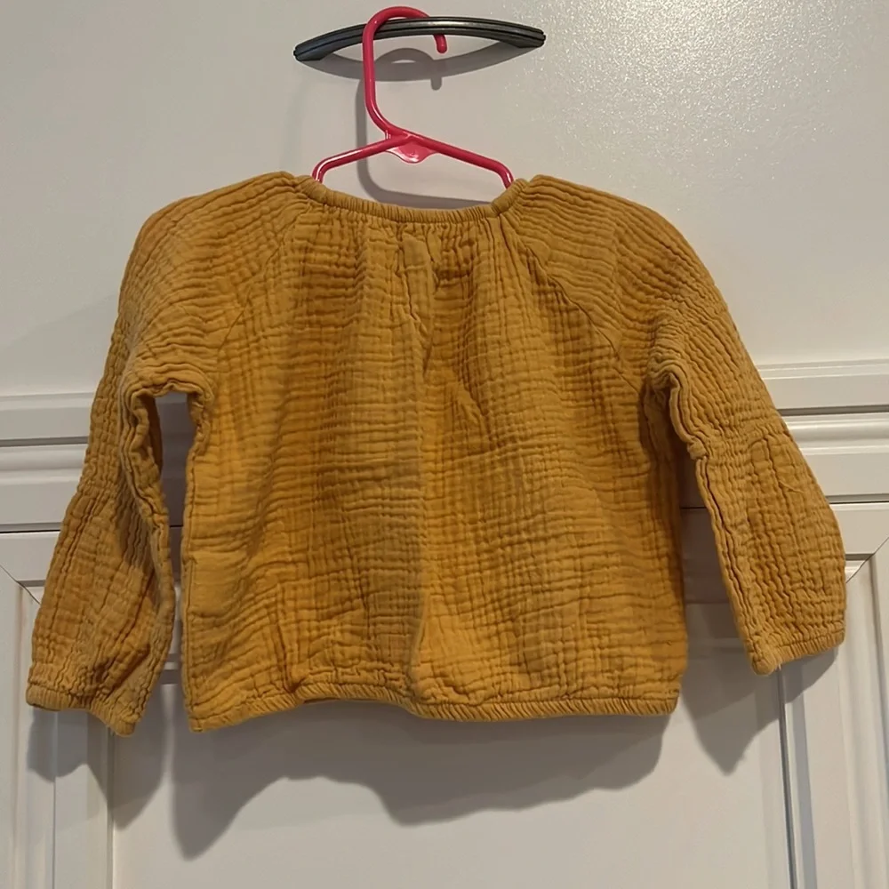 7 for all mankind Girls Mustard Long Sleeve Tee Sz 3T - Picture 2 of 5